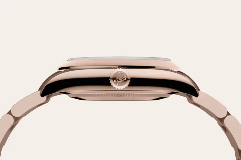 Rolex Oyster Perpetual in Oro Everose de 18 quilates, M124205-0002 Vendemmia Joyero
